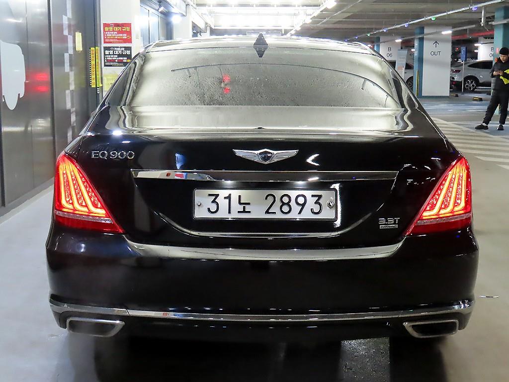 Genesis EQ900 - Vista 5