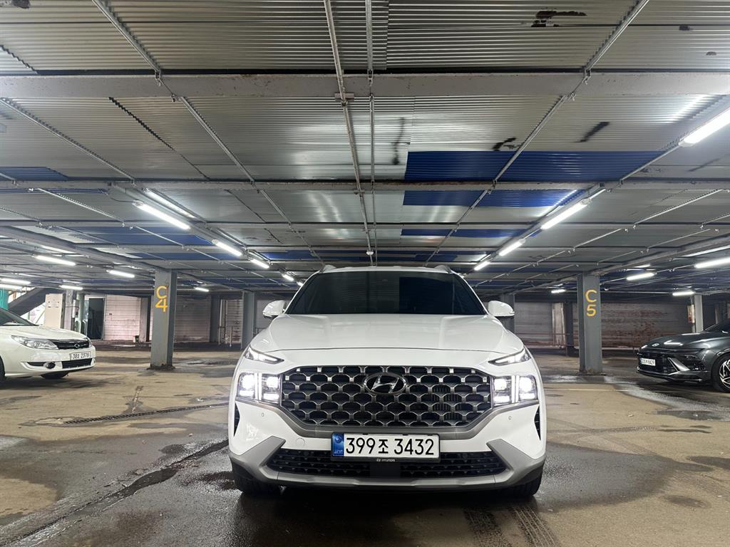 HYUNDAI Santa Fe 2023 Blanco - Importación desde Corea - HF Imports Iquique - Foto 1