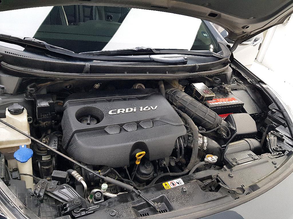 HYUNDAI i30 - Vista 6