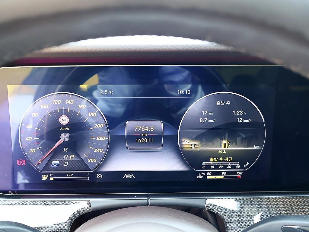 Mercedes Benz CLS Class - Vista 11