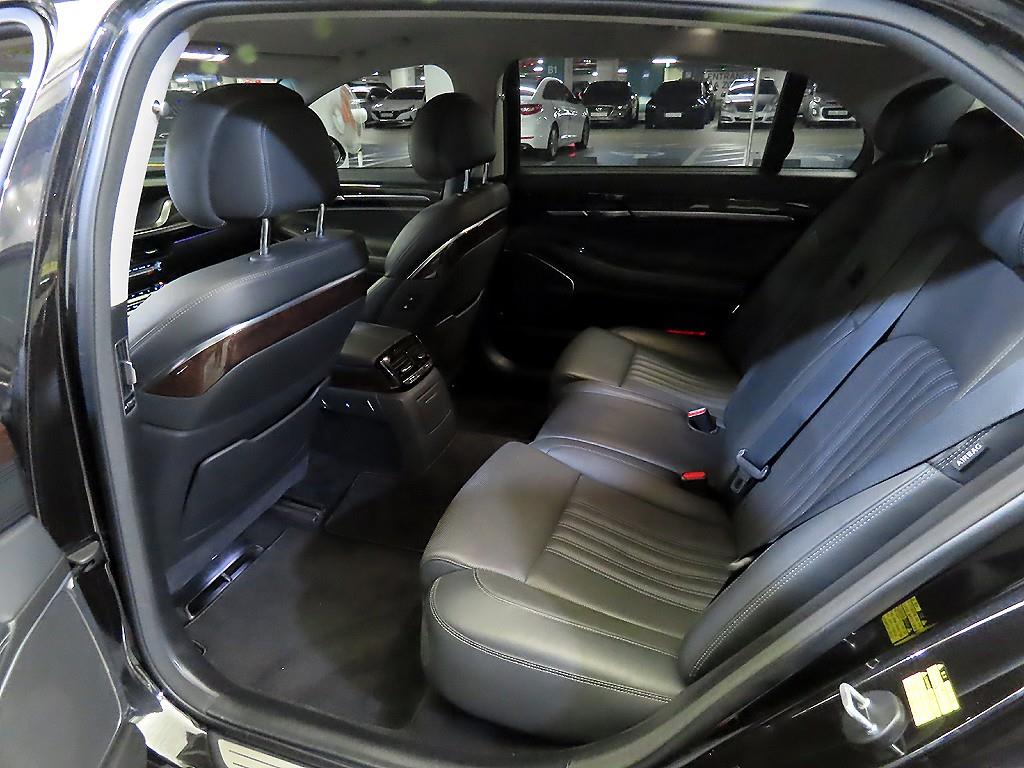 Genesis EQ900 - Vista 7