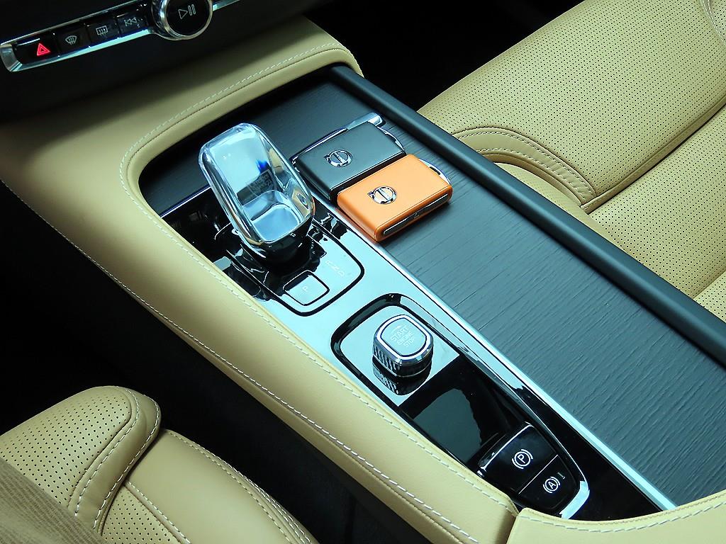 Volvo XC90 - Vista 11