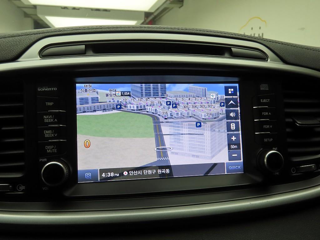 KIA Sorento - Vista 8