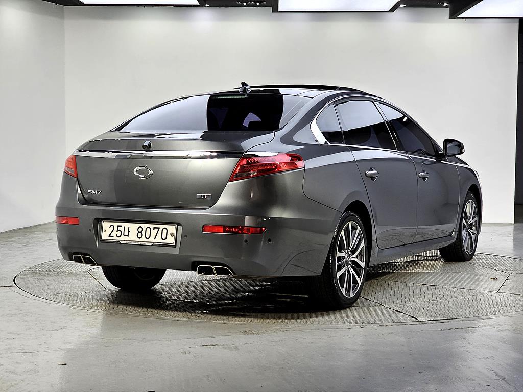 SAMSUNG SM7 - Vista 4