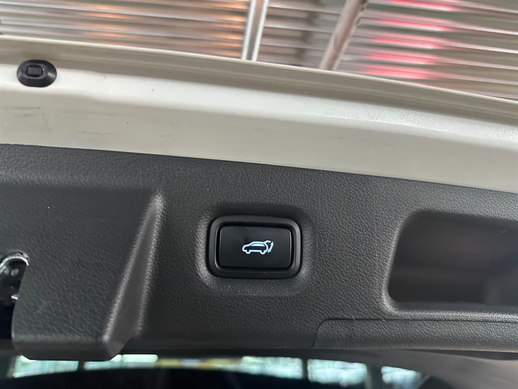HYUNDAI Santa Fe 2023 Blanco - Importación desde Corea - HF Imports Iquique - Foto 17