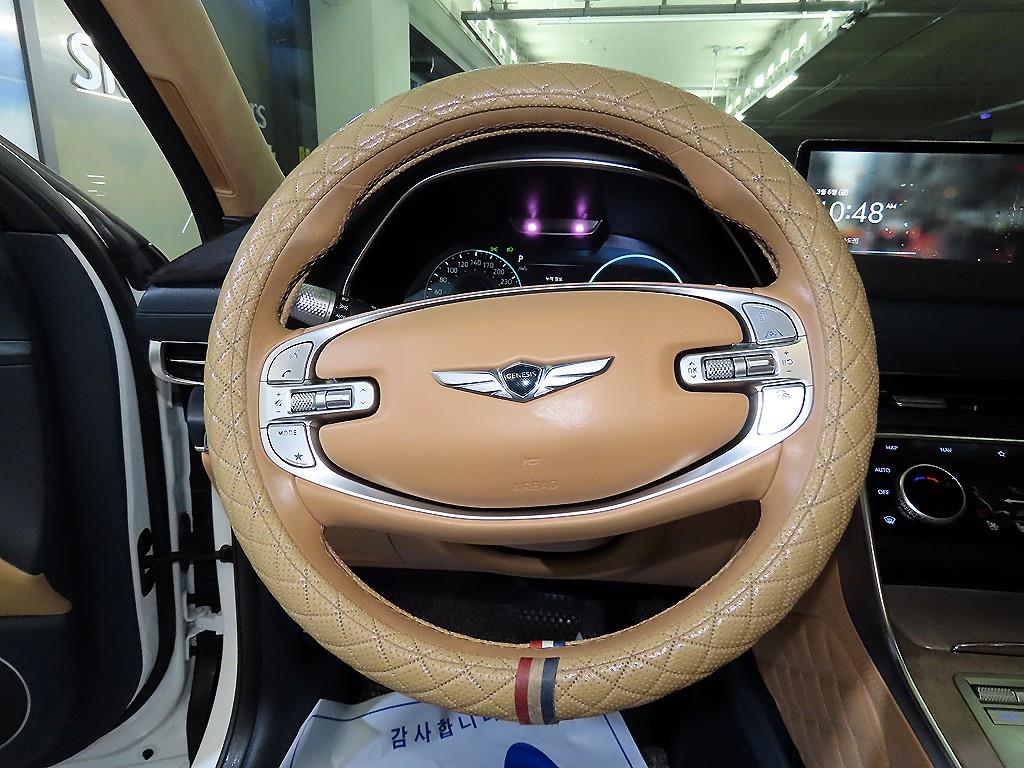 Genesis GV80 - Vista 8