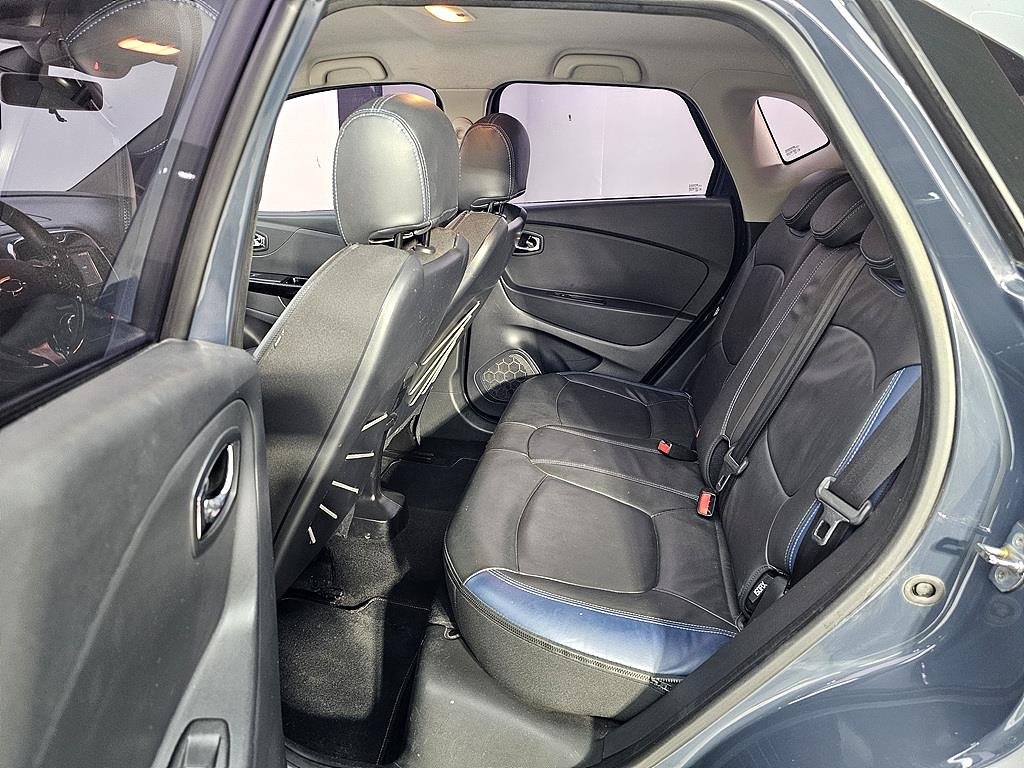 SAMSUNG QM3 - Vista 9