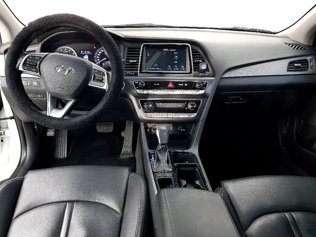 HYUNDAI Sonata - Vista 5