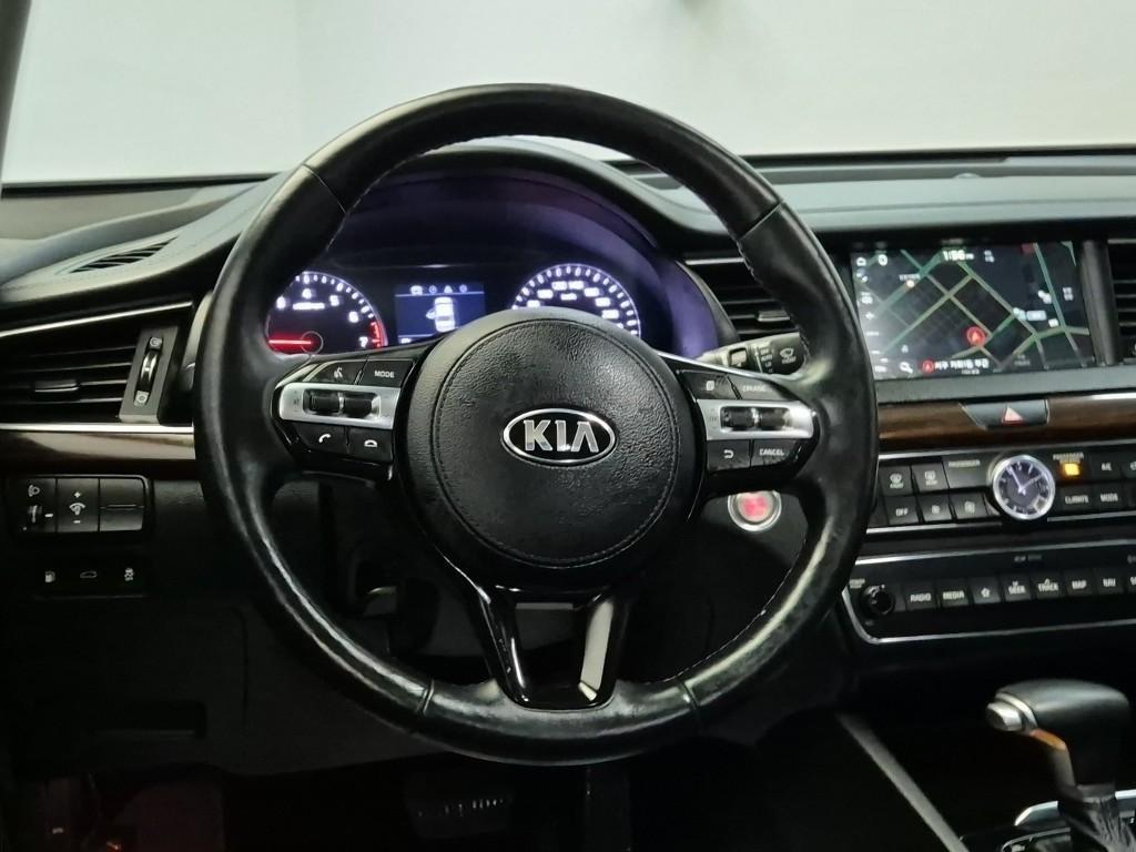 KIA K7 - Vista 9