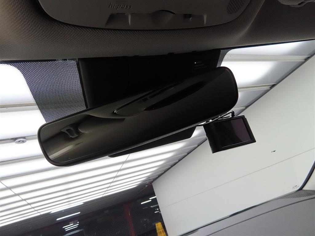 HYUNDAI Sonata - Vista 12