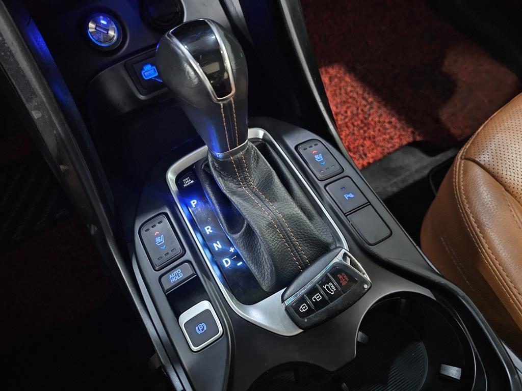 HYUNDAI Santa Fe 2018 Gris - Importación desde Corea - HF Imports Iquique - Foto 13