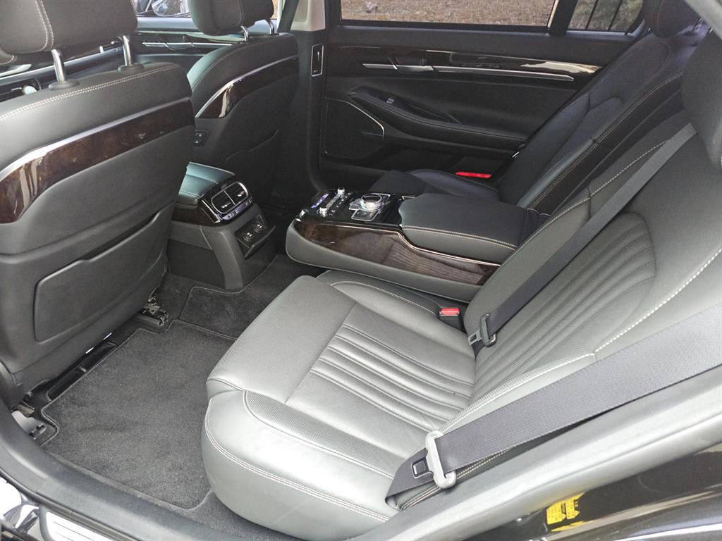 Genesis G90 2019 Negro - Importación desde Corea - HF Imports Iquique - Foto 13