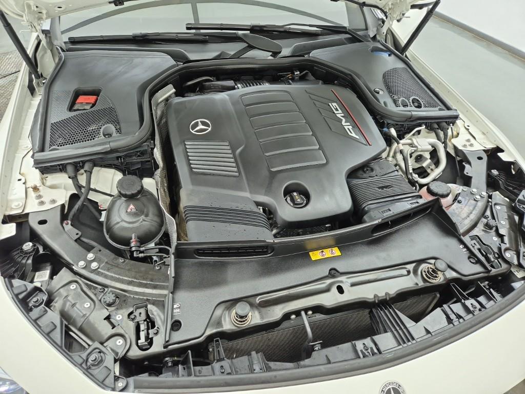 Mercedes Benz AMG GT - Vista 6