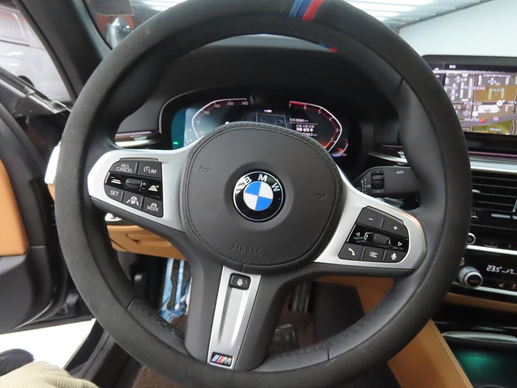 BMW 5 Series - Vista 8