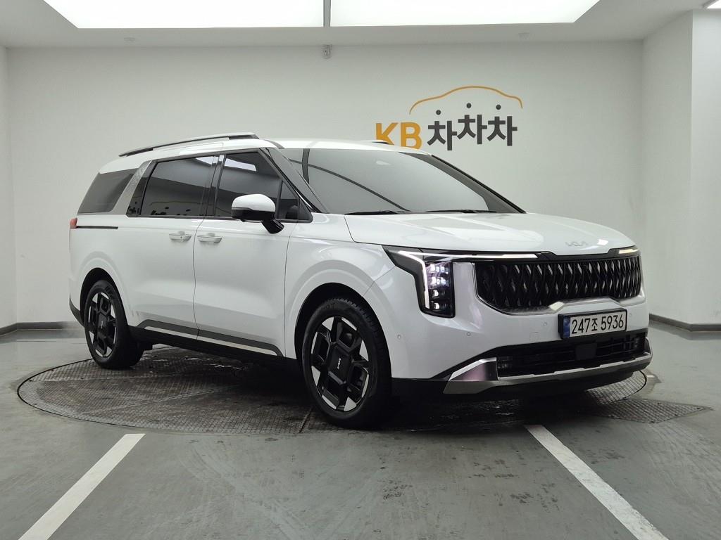 KIA Carnival - Vista 2