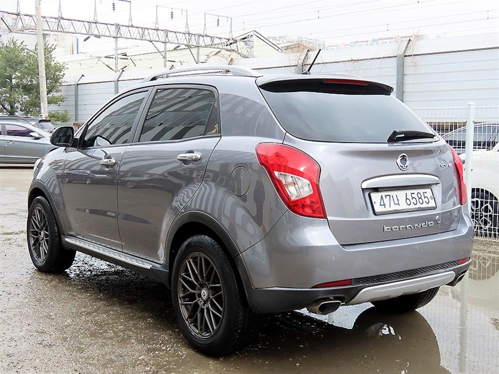 Ssangyong Korando - Vista 3