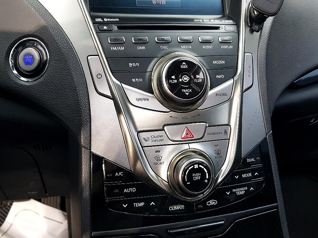 HYUNDAI Grandeur - Vista 11