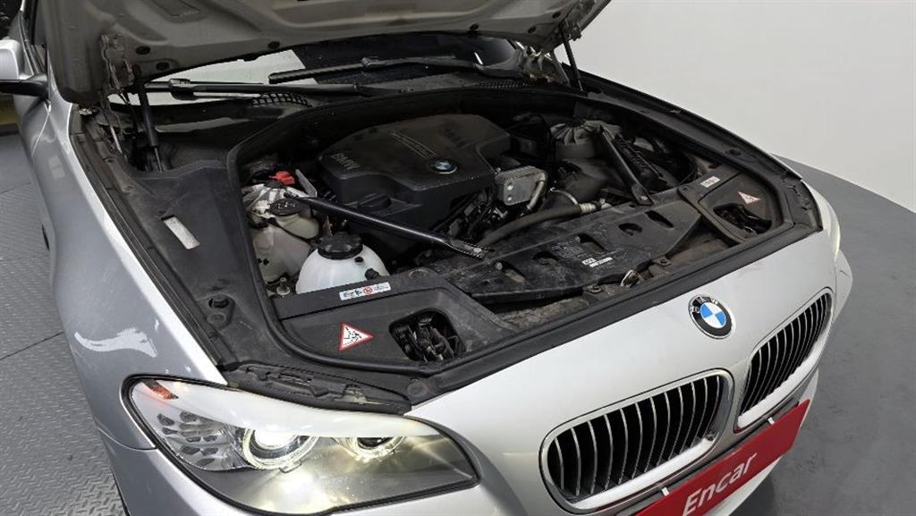 BMW 5 Series - Vista 6