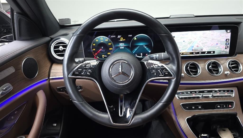 Mercedes Benz E class 2023 Negro - Importación desde Corea - HF Imports Iquique - Foto 13