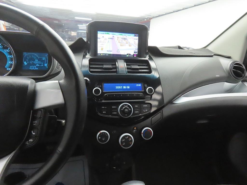 Chevrolet Spark - Vista 11