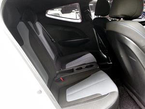 HYUNDAI Veloster - Vista 12