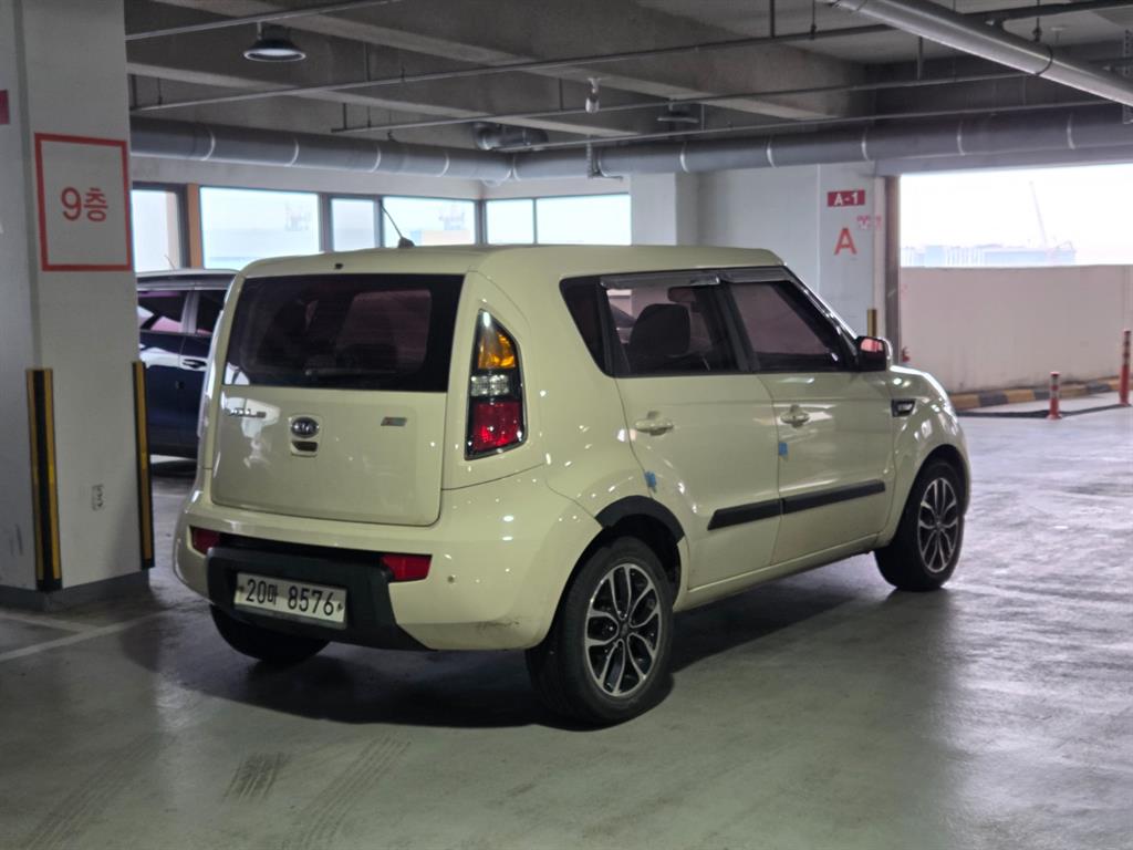 KIA Soul - Vista 4