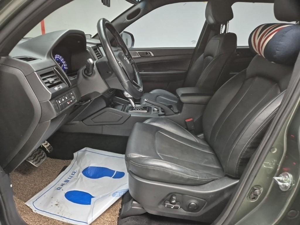 Ssangyong Rexton - Vista 11