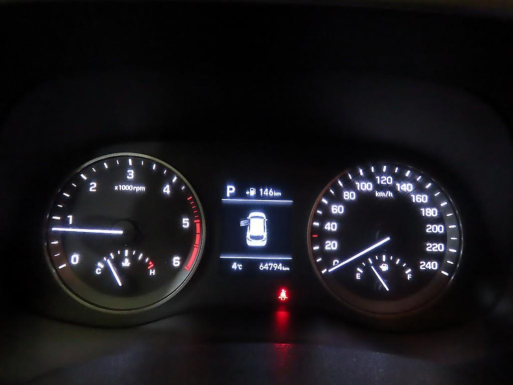 HYUNDAI Tucson - Vista 9