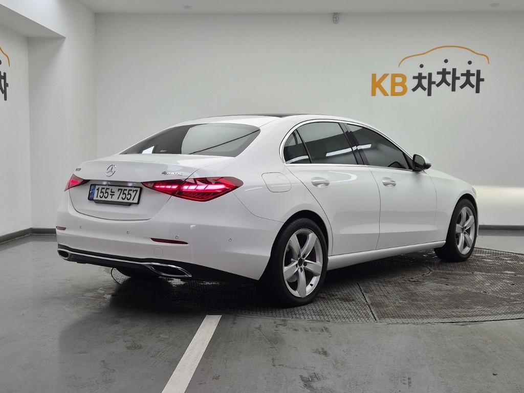 Mercedes Benz C Class - Vista 4