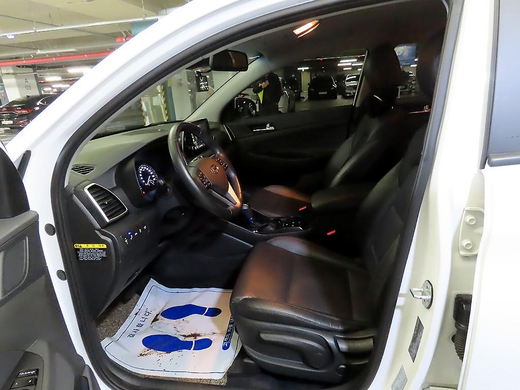 HYUNDAI Tucson - Vista 6