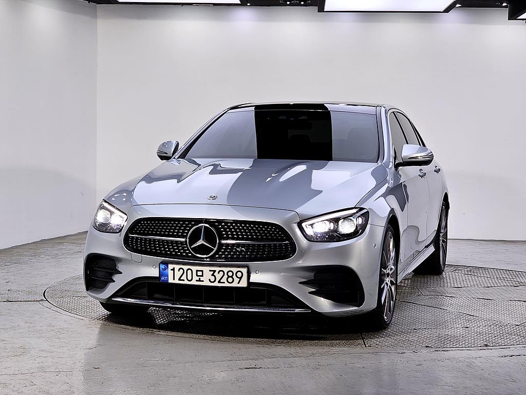 Mercedes Benz E class - Vista 2