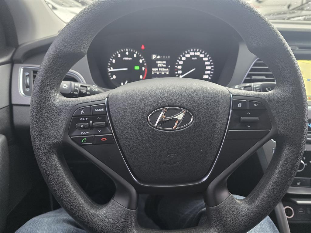 HYUNDAI Sonata - Vista 6