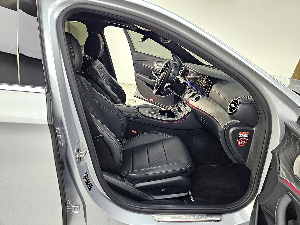 Mercedes Benz E class - Vista 11