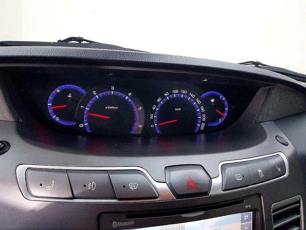 Ssangyong Korando - Vista 11