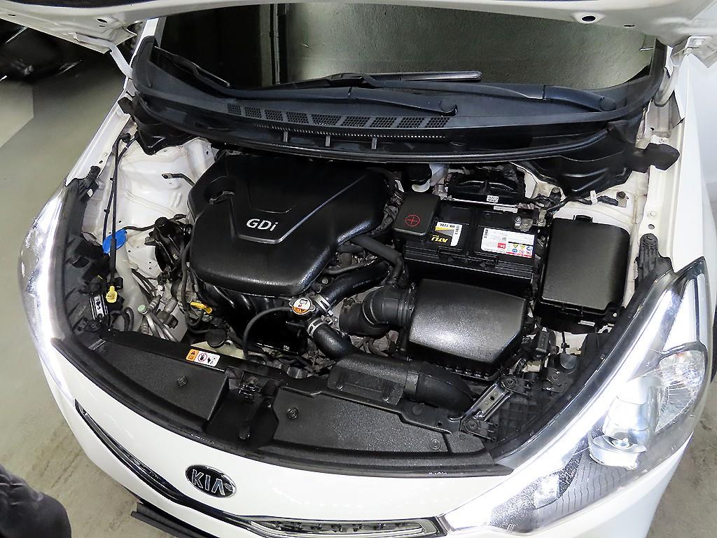 KIA K3 2015 Blanco - Importación desde Corea - HF Imports Iquique - Foto 17