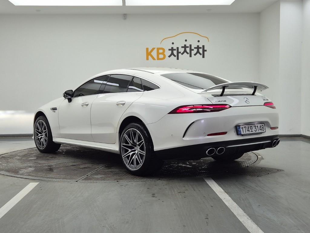 Mercedes Benz AMG GT - Vista 3