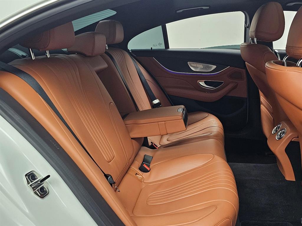 Mercedes Benz CLS Class - Vista 12