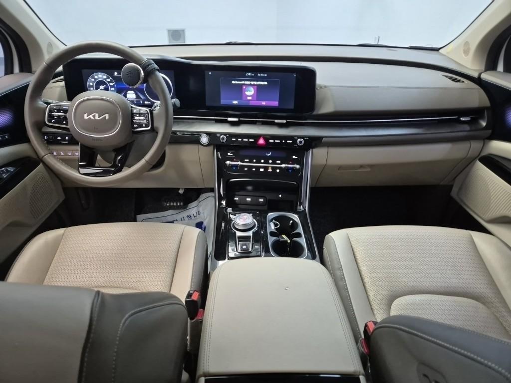 KIA Carnival - Vista 7