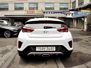 HYUNDAI Veloster - Vista 6