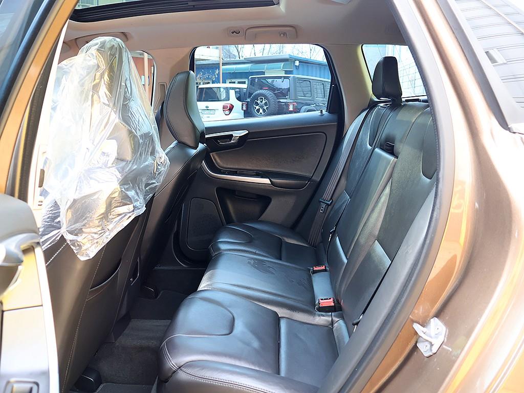 Volvo XC60 2017 Café - Importación desde Corea - HF Imports Iquique - Foto 12