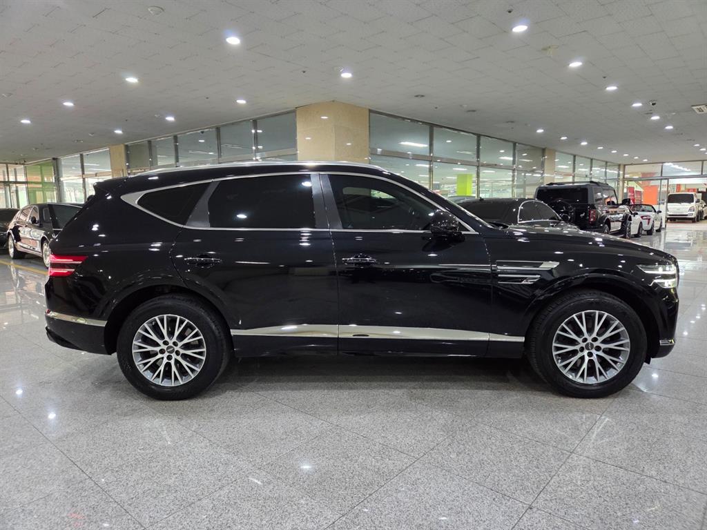 Genesis GV80 - Vista 5