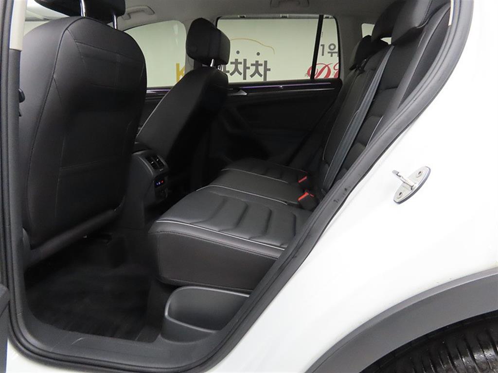 Volkswagen Tiguan - Vista 6