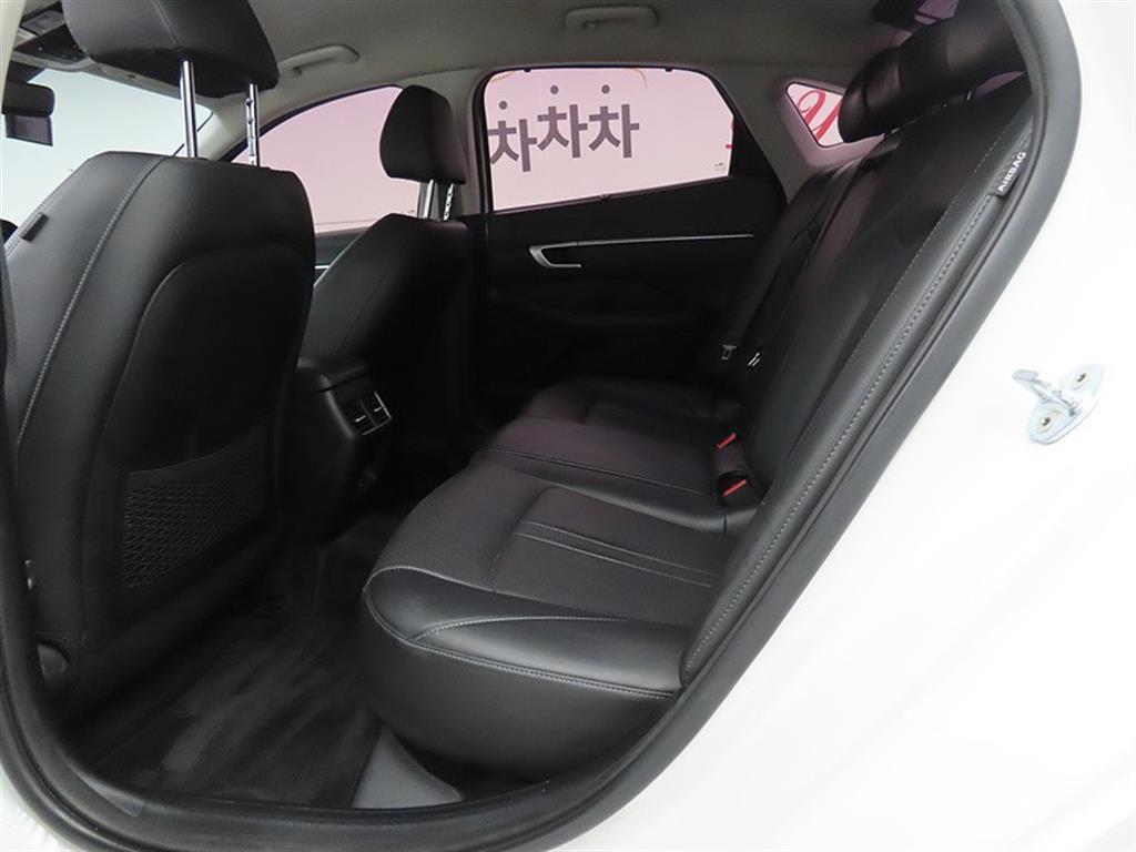 HYUNDAI Sonata - Vista 6