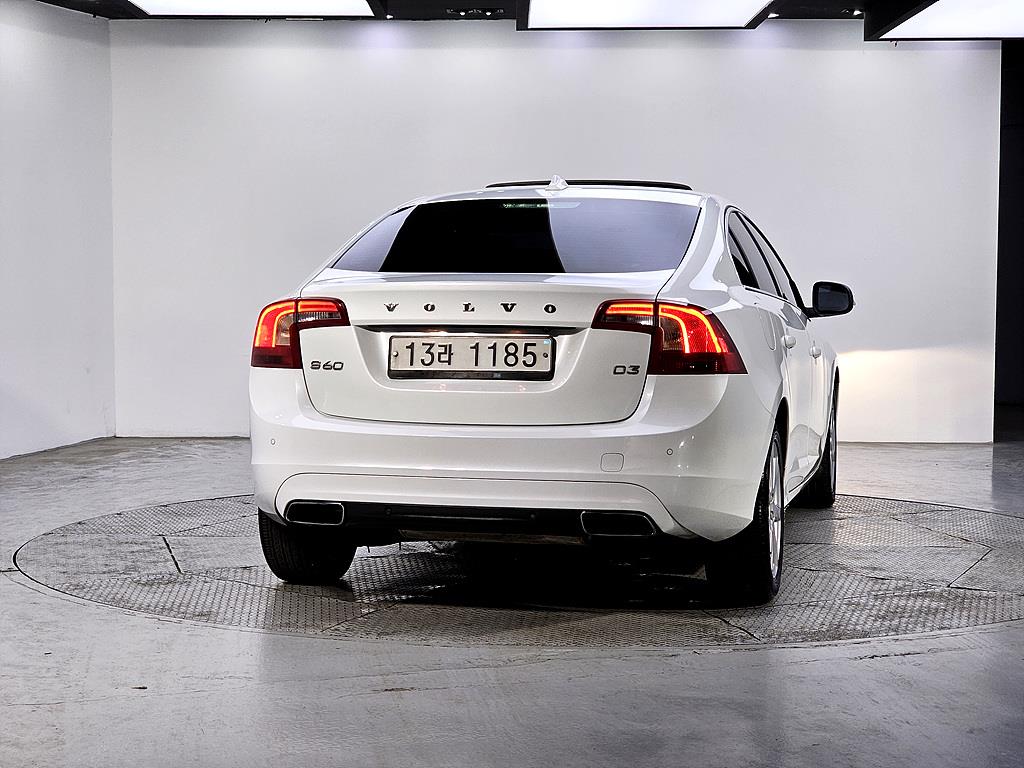 Volvo S60 - Vista 3