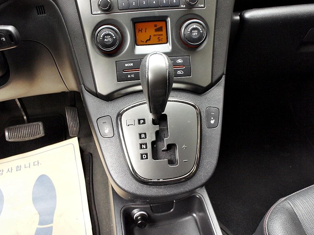 KIA Carens 2013 Gris - Importación desde Corea - HF Imports Iquique - Foto 11