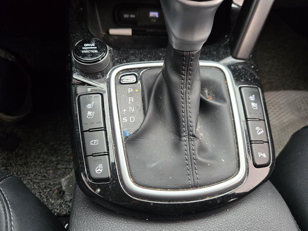 KIA Seltos - Vista 4