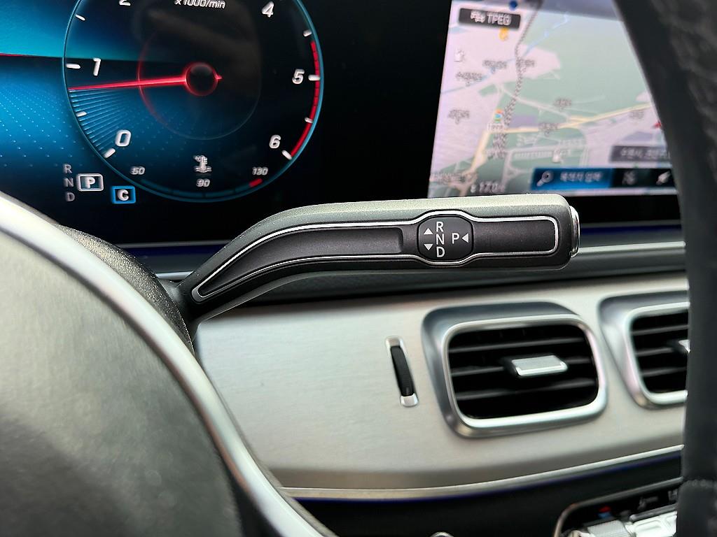 Mercedes Benz GLE Class - Vista 11