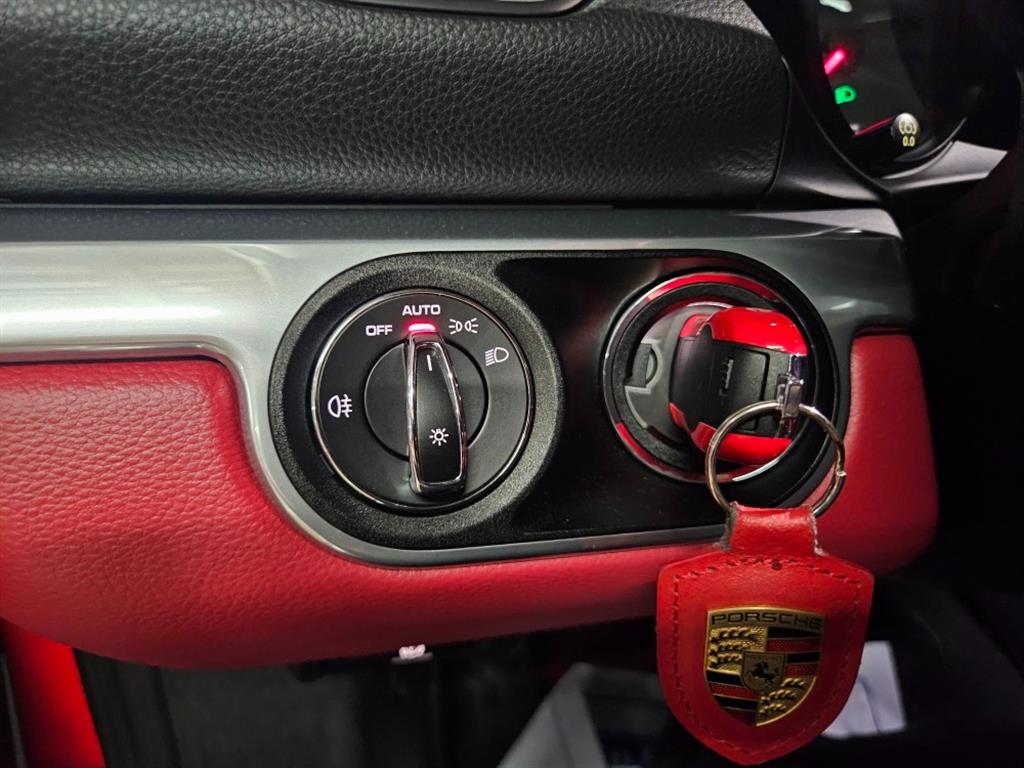 Porsche 718 2019 Rojo - Importación desde Corea - HF Imports Iquique - Foto 14