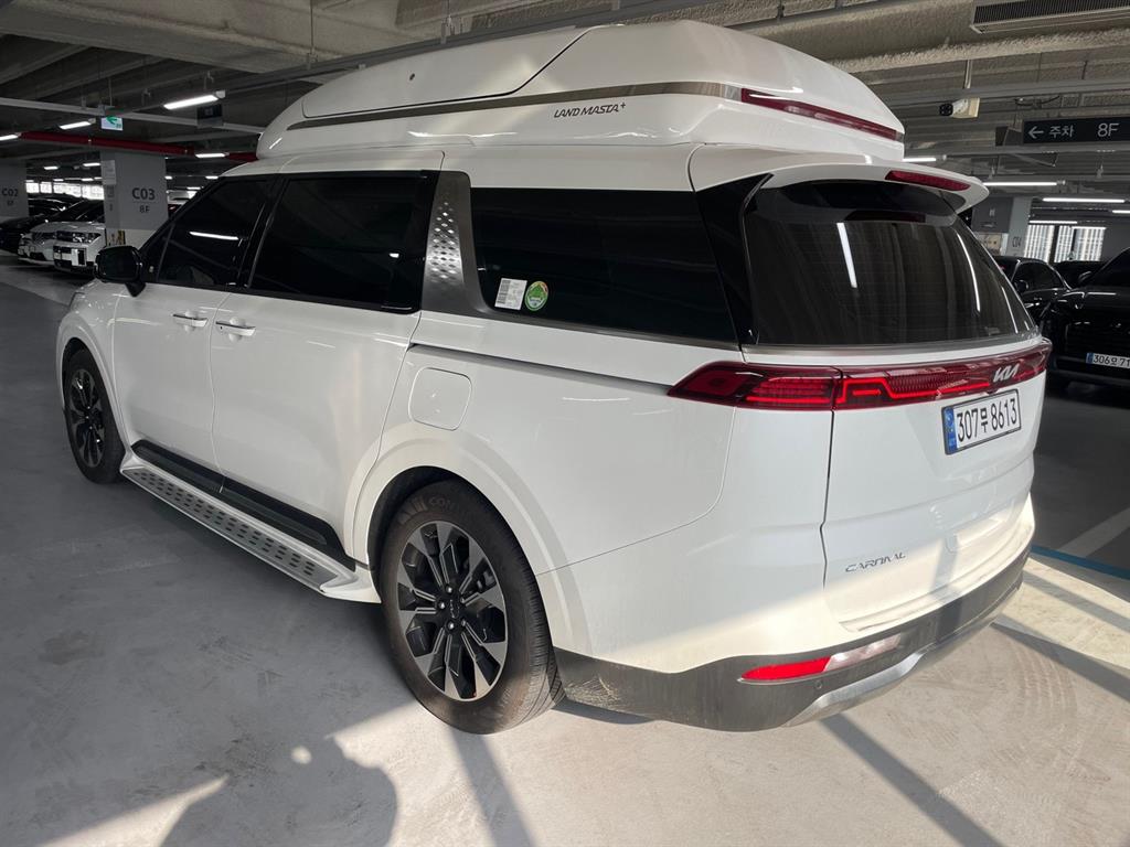 KIA Carnival - Vista 3