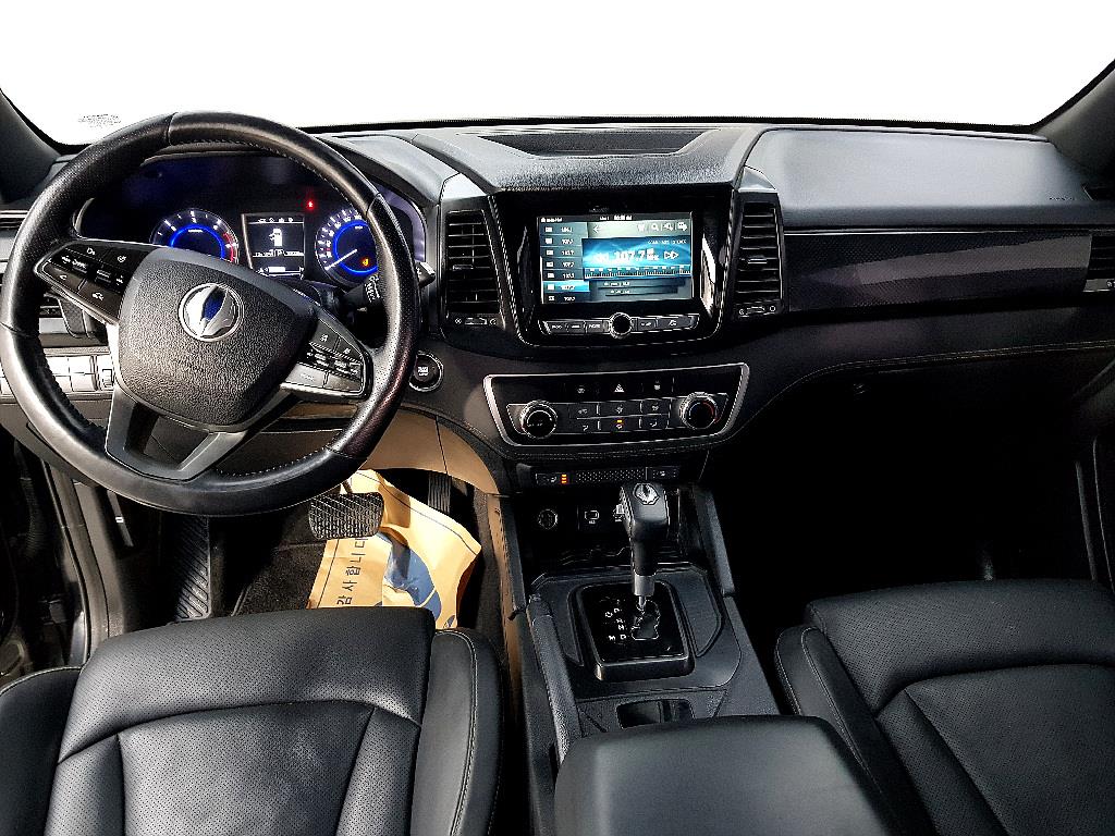 Ssangyong Rexton - Vista 5